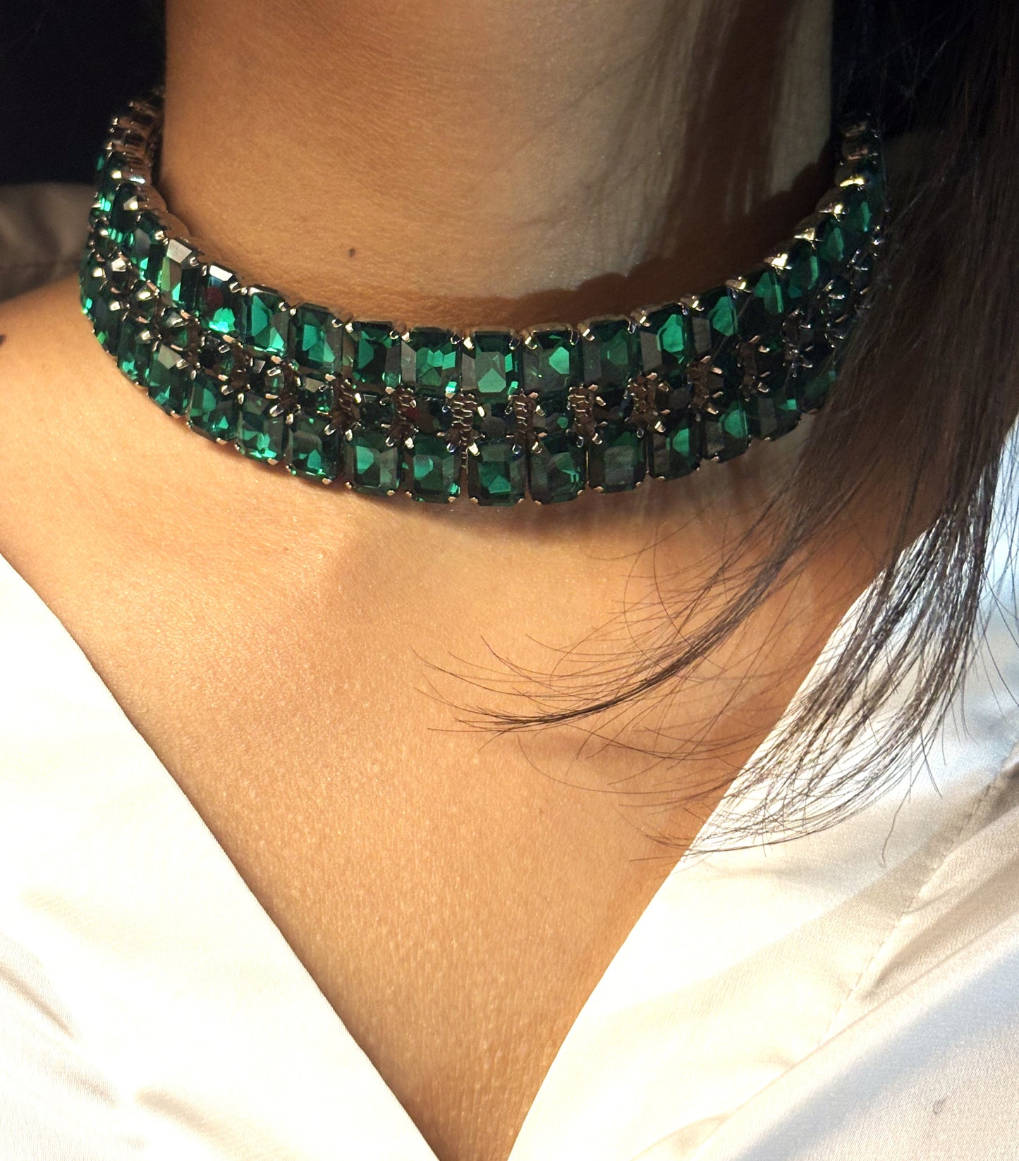 Elara Choker